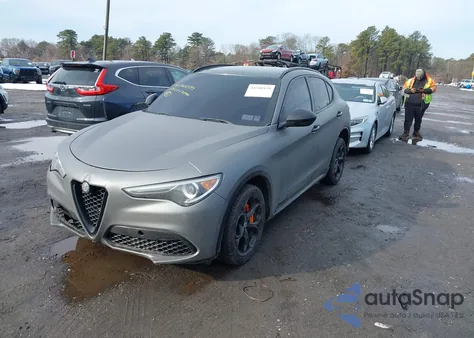 2018 Alfa Romeo Stelvio Awd из США, поврежденный, VIN ZASFAKAN9J7B78261